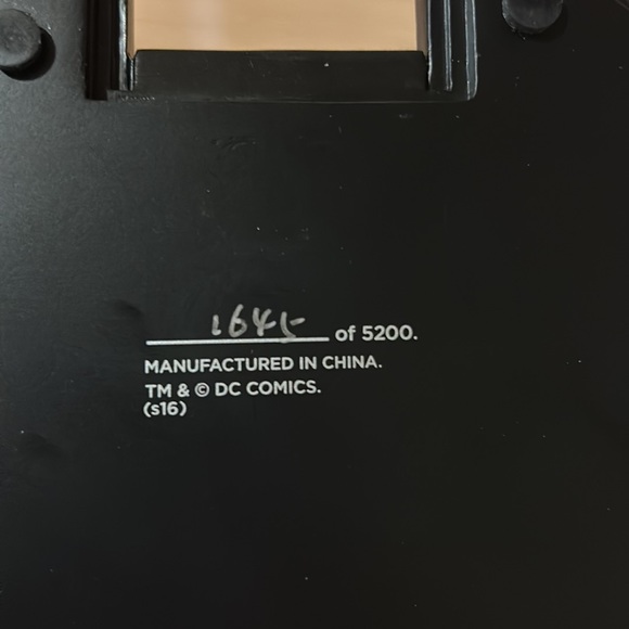 DC Icons Wonder Woman 75 statue sculpted by Erick Sosa - Picture 7 of 8